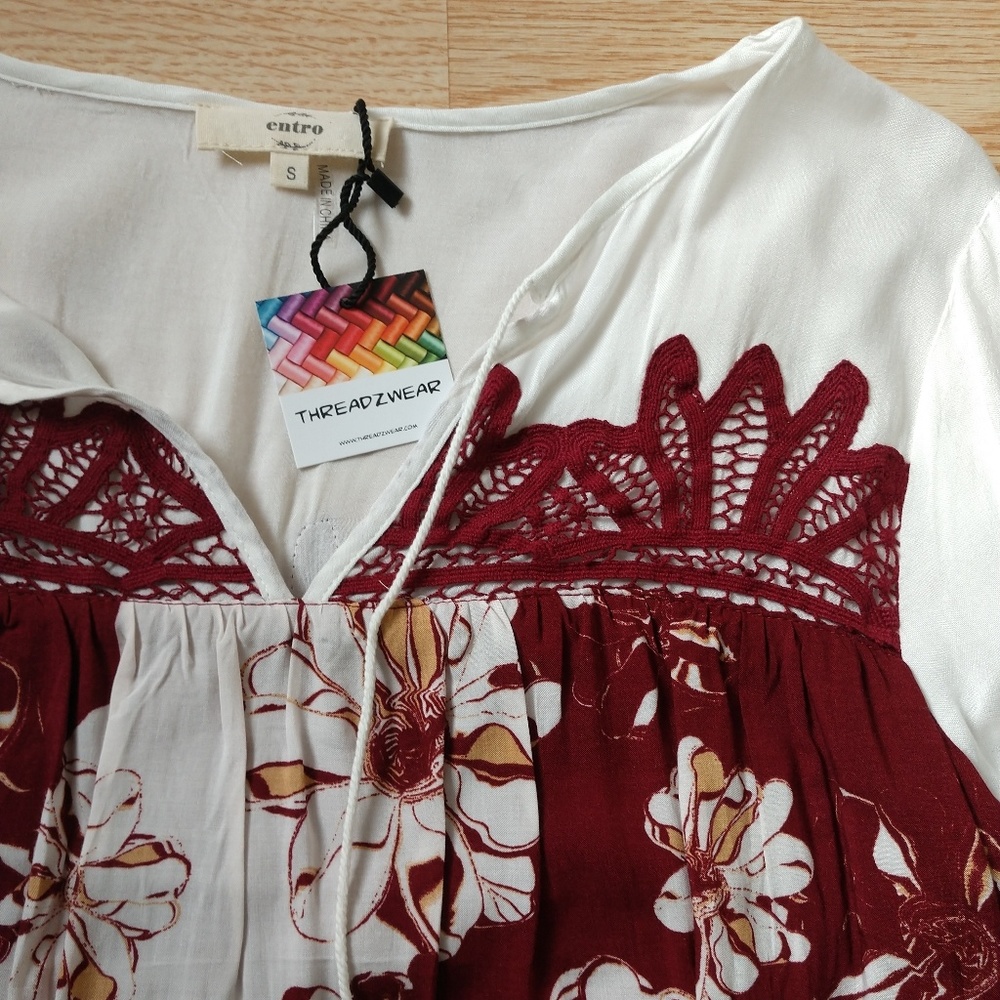 🎉HP🎉 Floral Crochet Shift Dress 💫 - Picture 8 of 8
